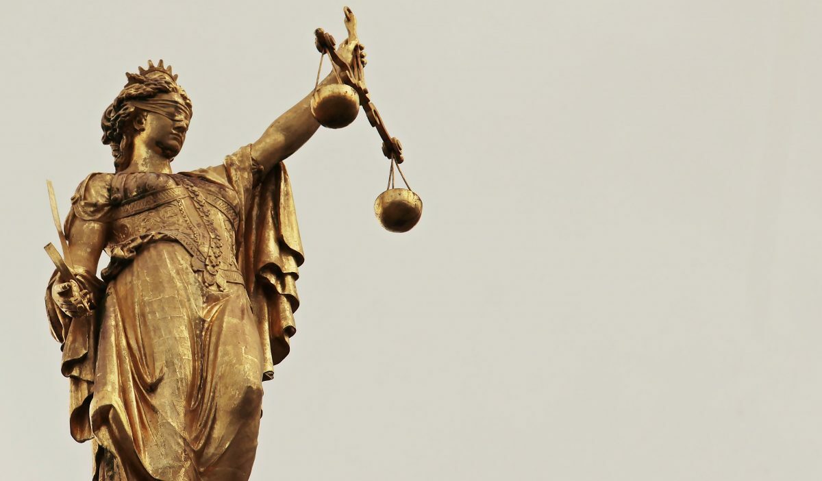 justitia-2597016-1200x702