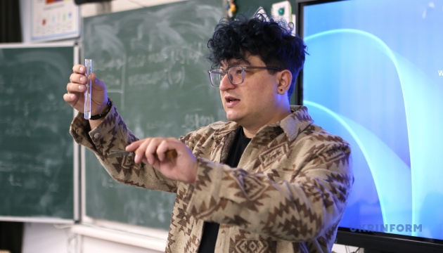 630_360_1760092042-999