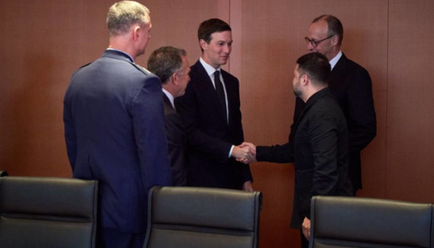 630_360_1765797054-120